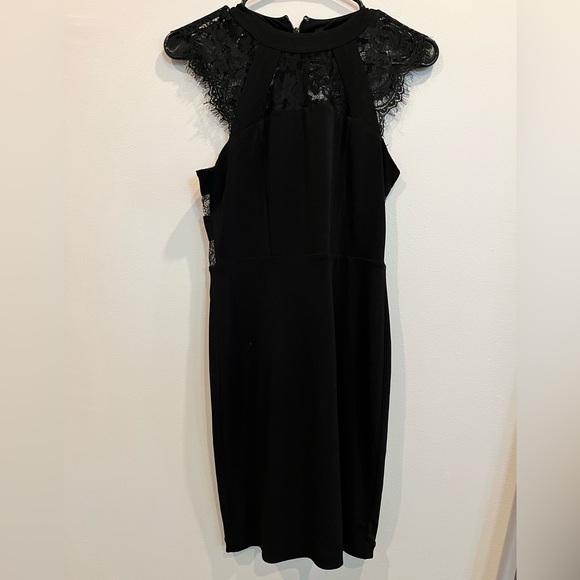 Women’s Black Express Lace BodyCon Dress - Picture 2 of 6